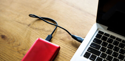 Come Assegnare Lettere Fisse Ai Dischi o Unità Rimovibili su Window